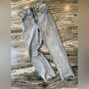 Abercrombie & Fitch Mom Jean 26/2 High Rise